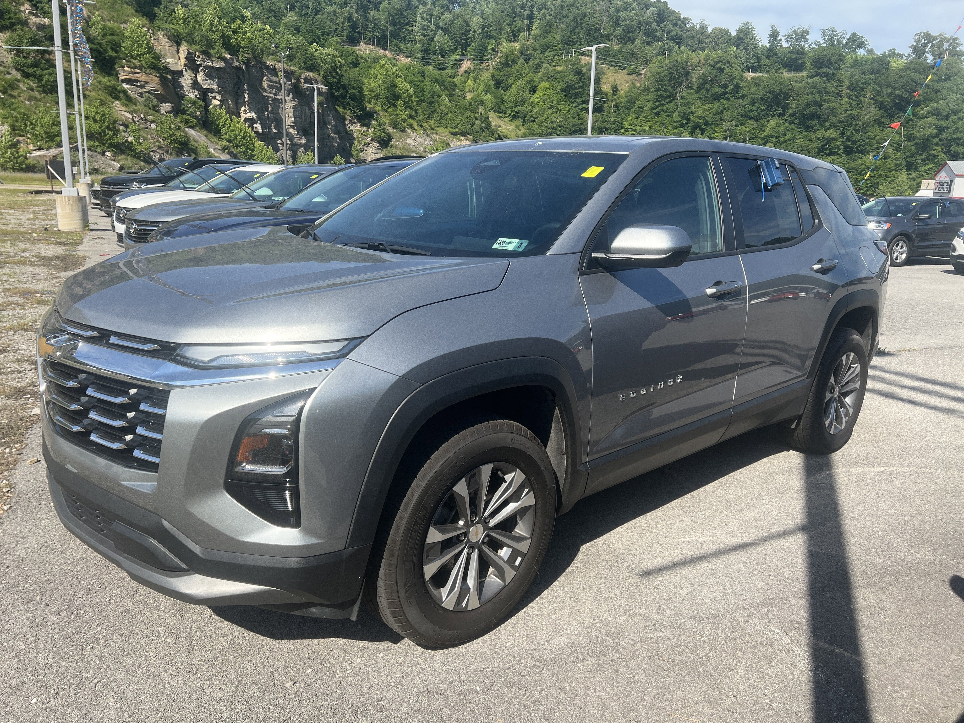 2025 Chevrolet Equinox — detail view