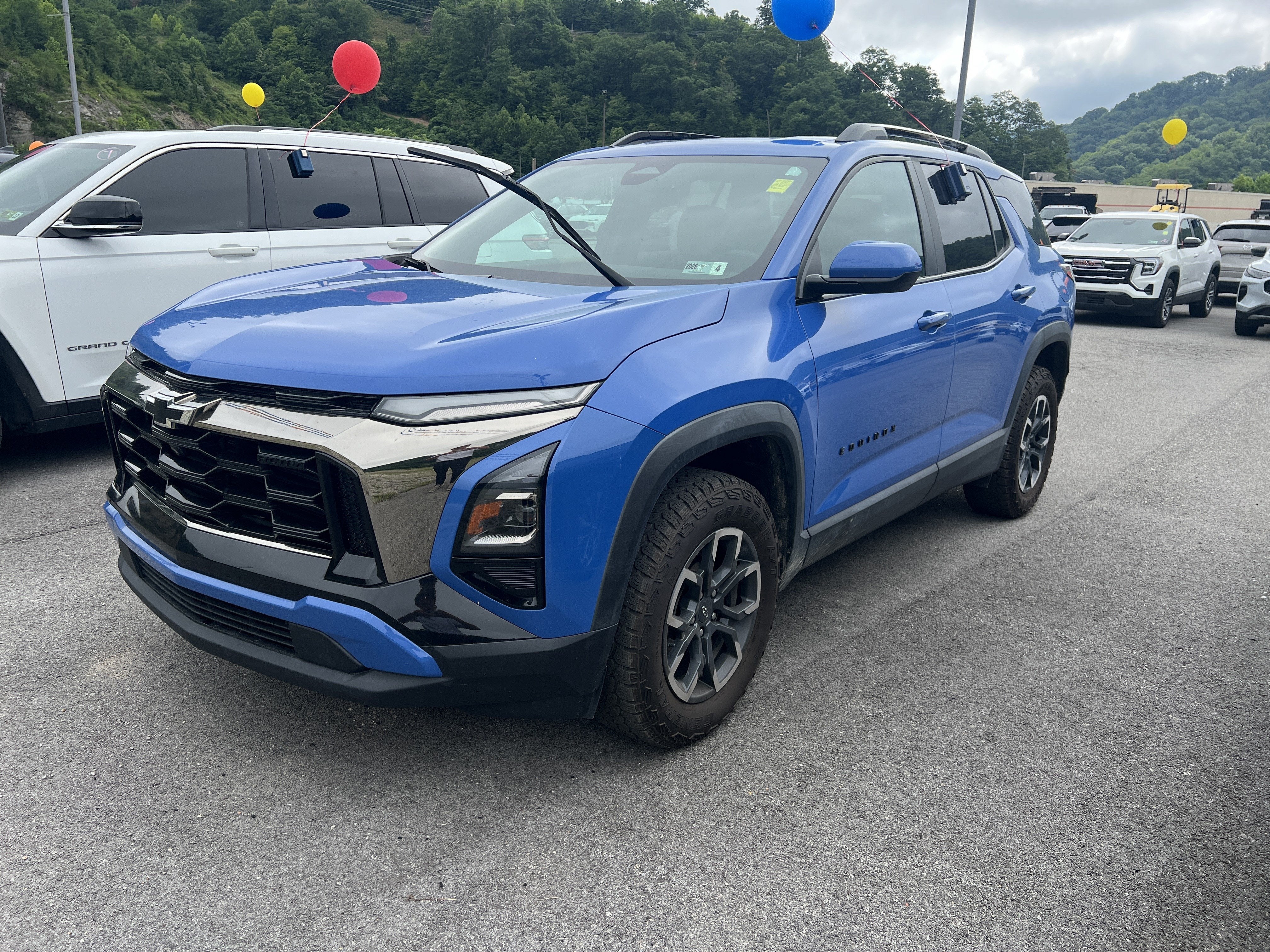2025 Chevrolet Equinox — detail view